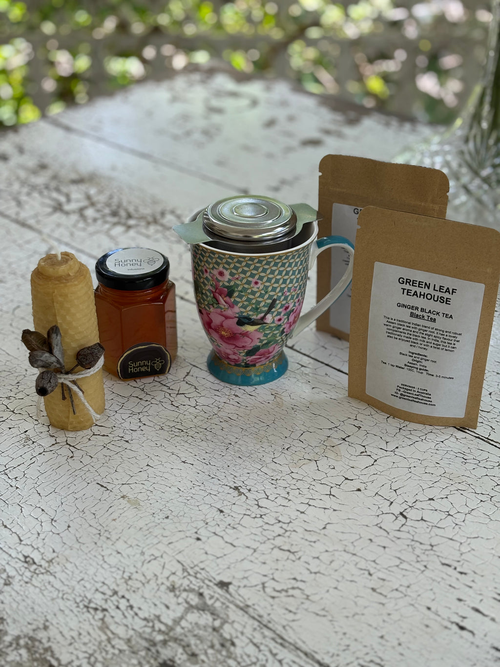 FLORAL TEACUP SET WITH HONEY AND BEES WAX CANDLE