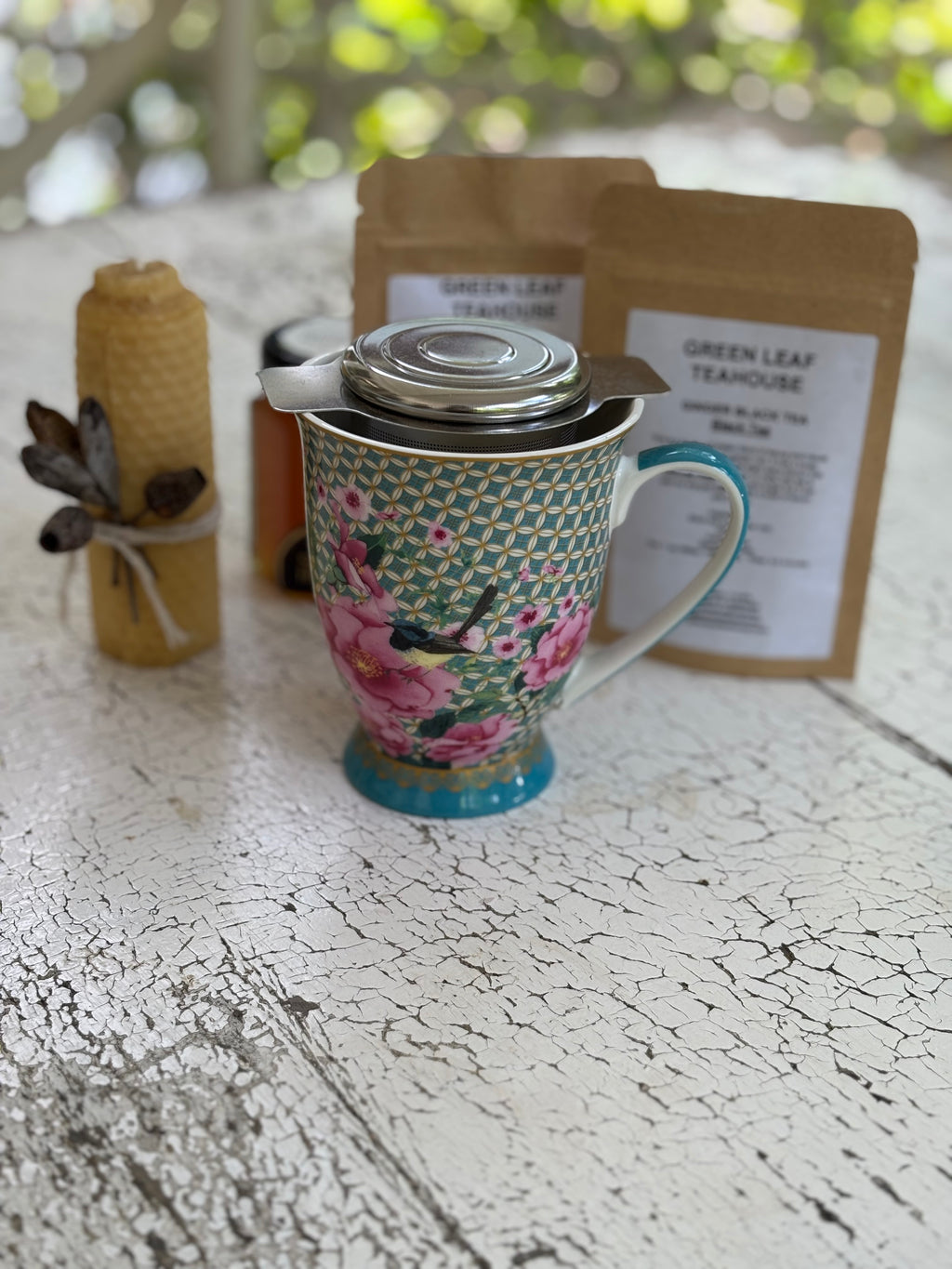 FLORAL TEACUP SET WITH HONEY AND BEES WAX CANDLE