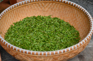 Long jing | Dragon well green tea is one of China's most famous green teas with a history dating back 1200 years. Fragrant green tea with orchid like aroma , soft & mellow taste with a hint of chestnut flavor.