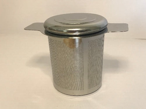 TEA MUG GIFT PACK includes 1 X Maxwell & Williams mug 1 X Stainless steel infuser with lid 3 X loose leaf tea samples