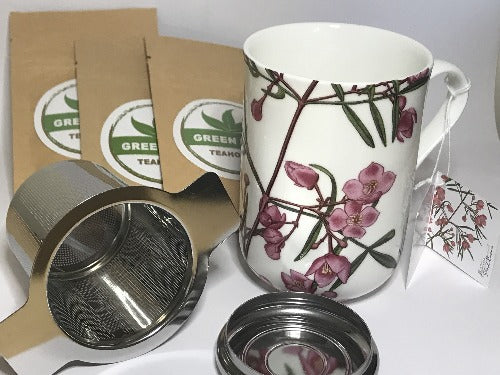 PINK TEA MUG GIFT PACK  includes 1 X Pink Maxwell & Williams mug 1 X stainless steel infuser with lid 3 X tea samples